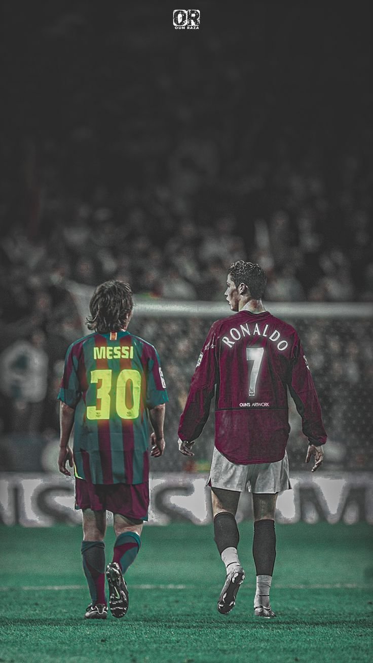 Ronaldo And Messi - Ronaldo Helping Messi Wallpaper Download
