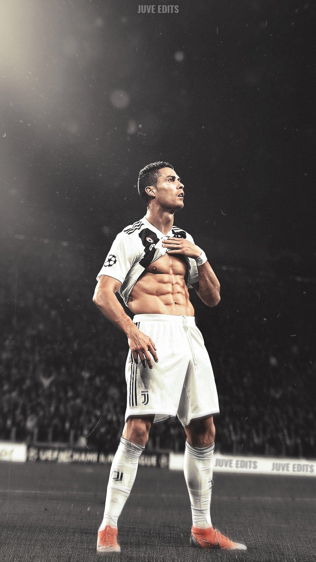 Cristiano Ronaldos Siiiiuuu goal celebration with Manchester United team  jersey 2K wallpaper download