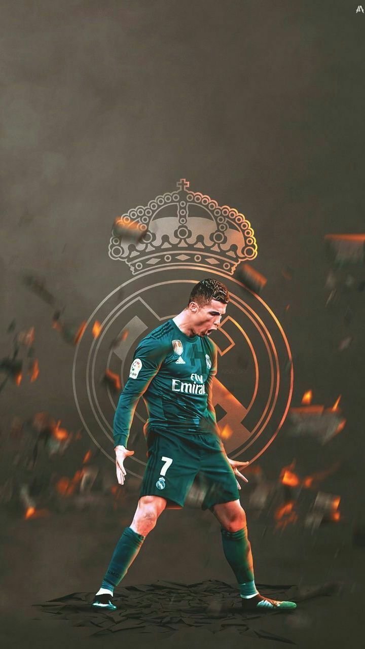43 Cristiano Ronaldo With UCL Trophy Wallpapers  WallpaperSafari