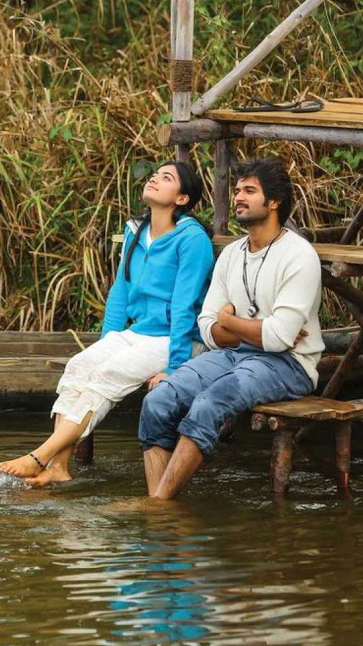 Vijay Deverakonda And Rashmika Mandanna Wallpapers Download | MobCup