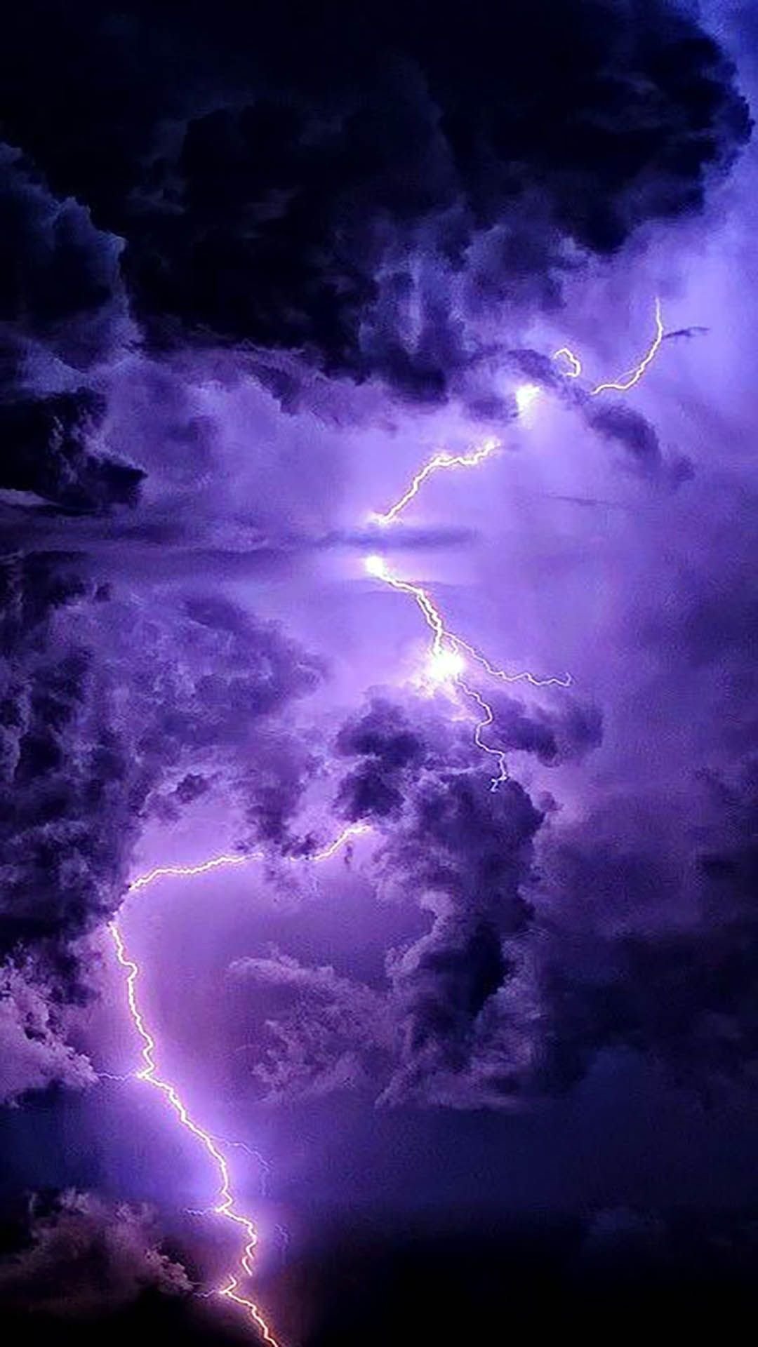 Aesthetic Thunderstorm Wallpaper Download | MobCup