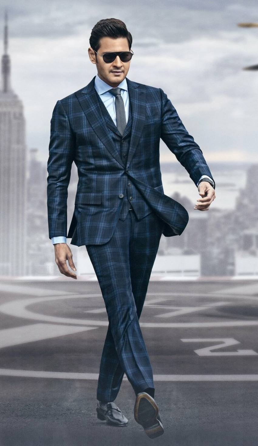 Mahesh Babu In Maharshi Wallpaper Download | MobCup