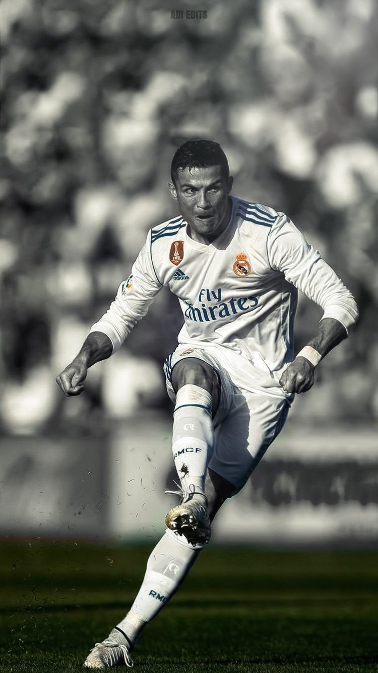 Download Cristiano Ronaldo, juventus star Wallpaper | Wallpapers.com