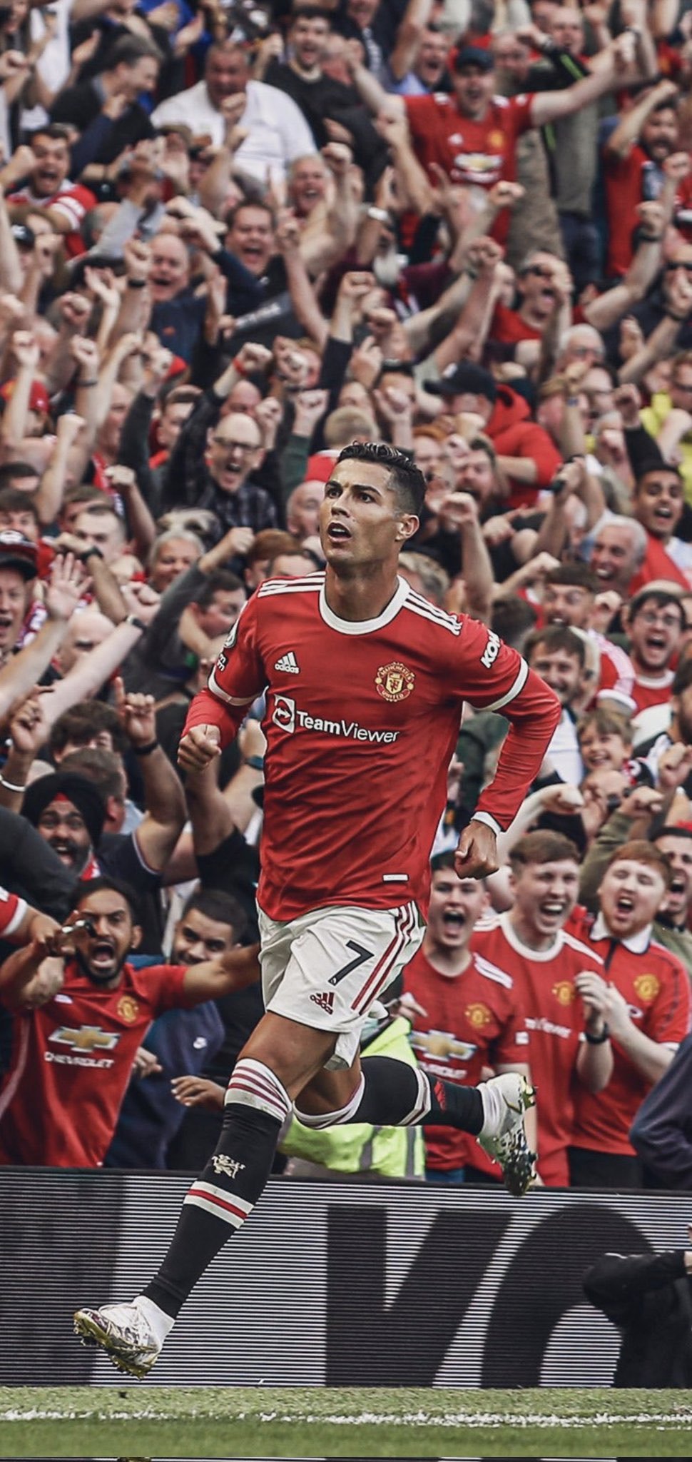 Cristiano Ronaldo Manchester United Wallpaper HD Wallpaper Download  MOONAZ