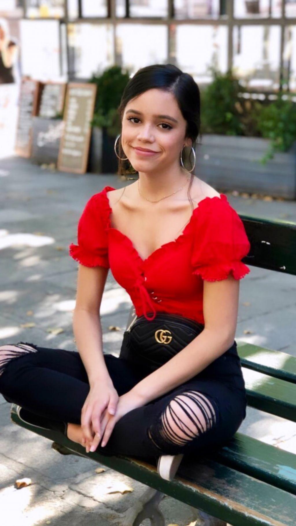 Aesthetic jenna ortega Wallpapers Download  MobCup