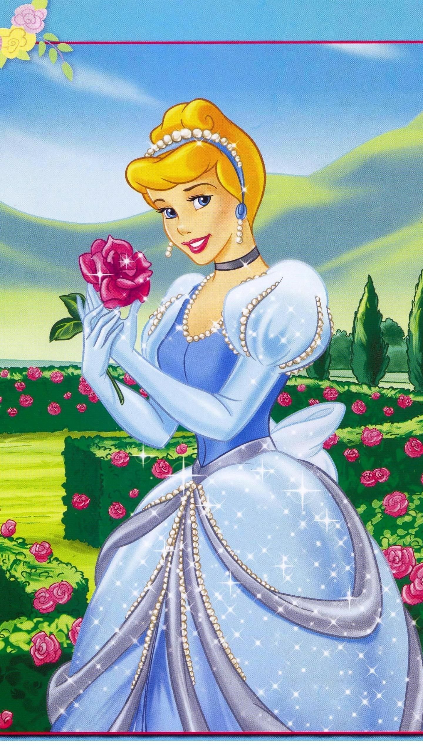Sweet and romantic phone wallpapers with Disney Princess and Disney  characters - YouLoveIt.com