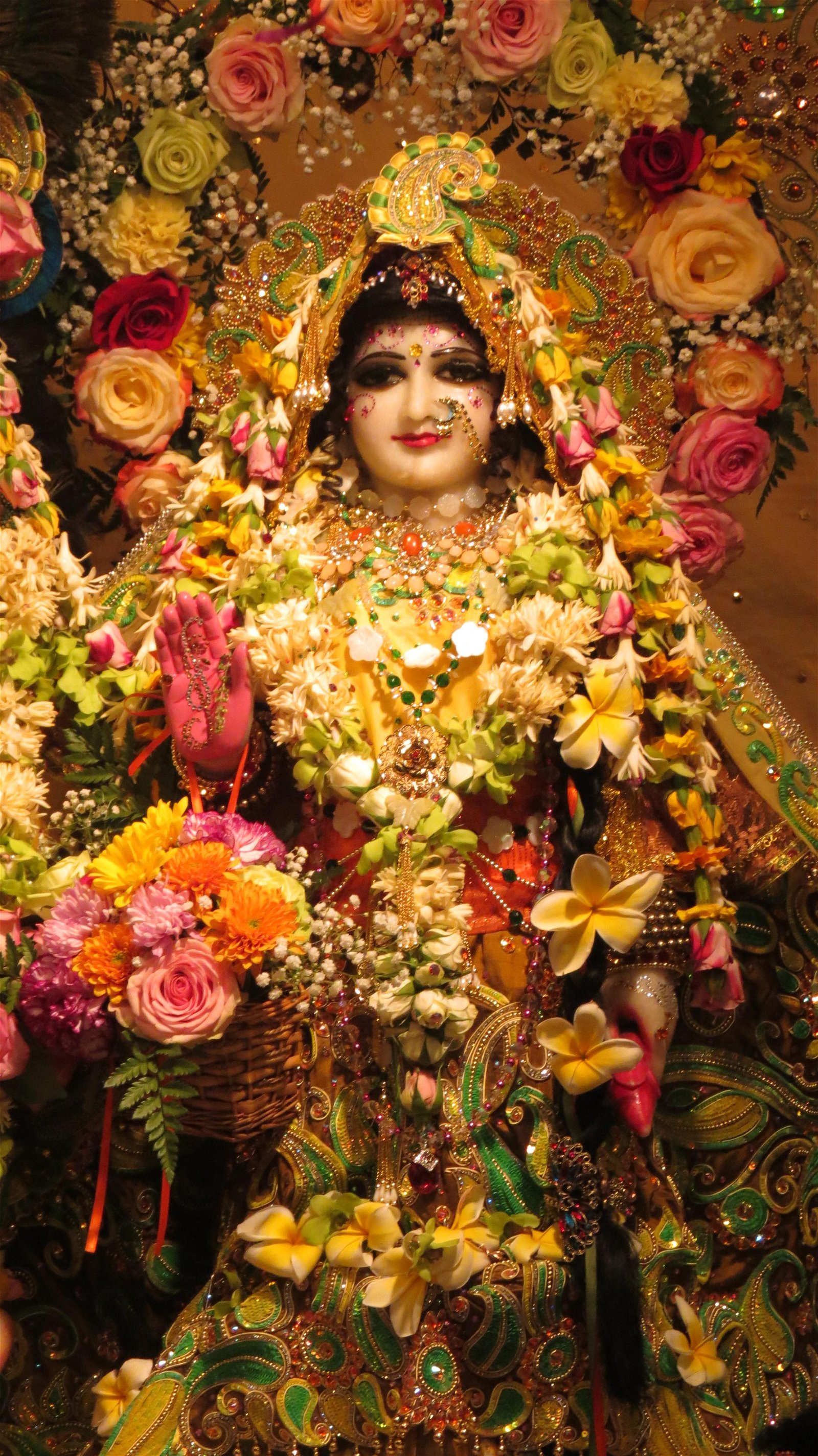 Sree Radha Rani, hare krishna, love of god krishna, HD phone wallpaper |  Peakpx
